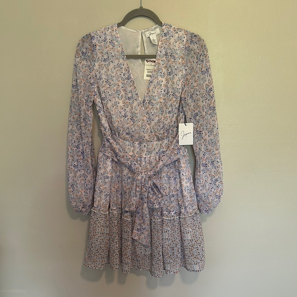 Floral V-Neck Dress with Long Sleeves